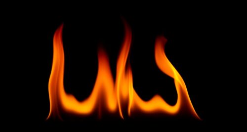 142535-fuoco-su-sfondo-nero-foto 142535-fuoco-su-sfondo-nero-foto
